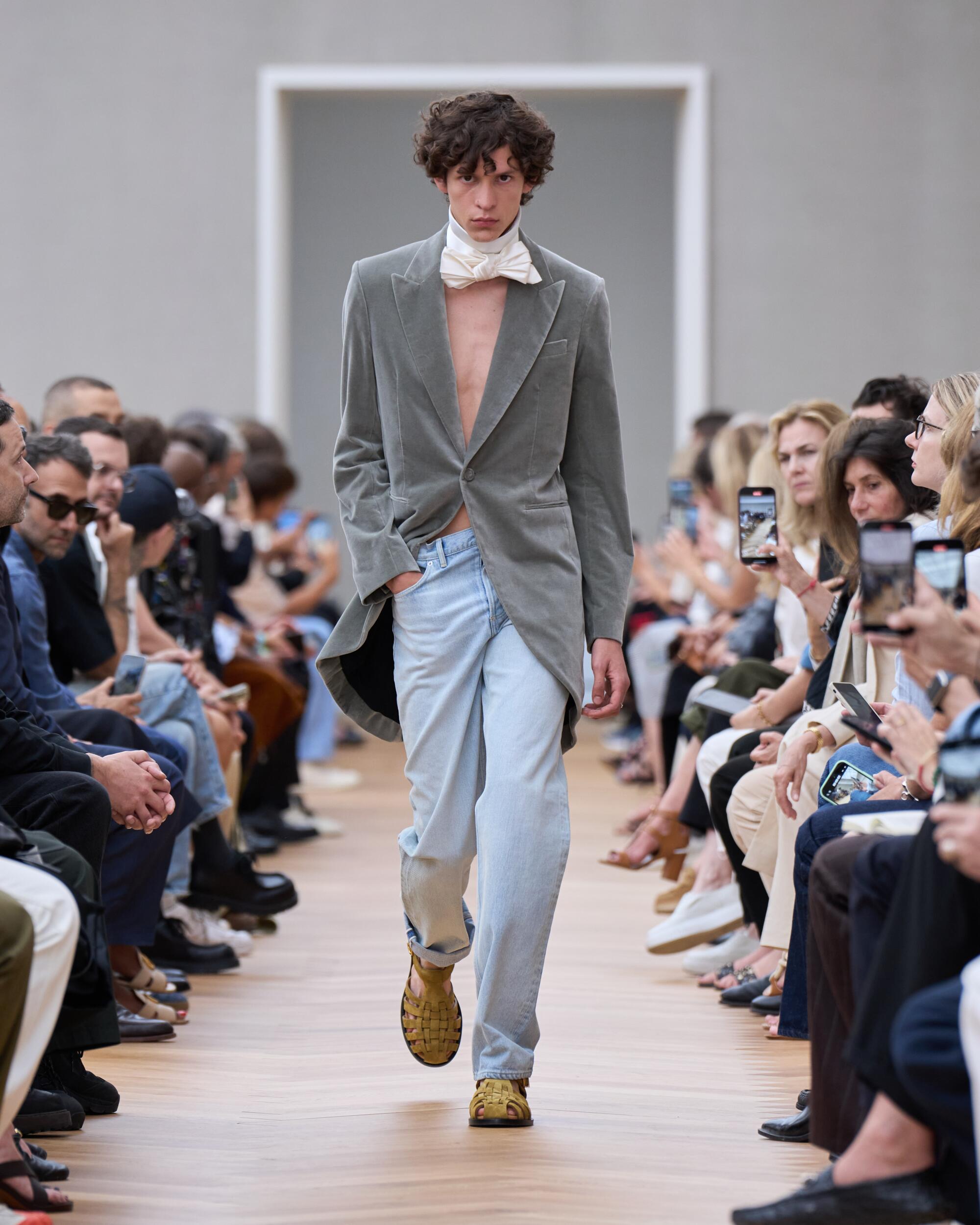Dior Men SS26 Runway