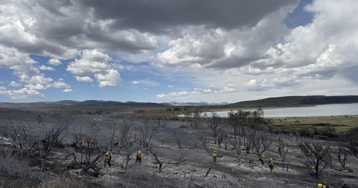 Firefighters make significant progress on Mono County blaze that prompted evacuations