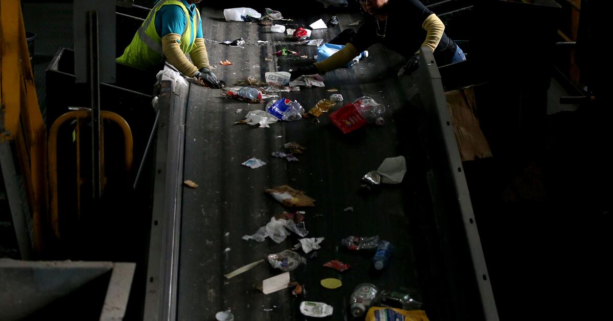 Lawmakers ask Newsom and waste agency to follow the law on plastic legislation