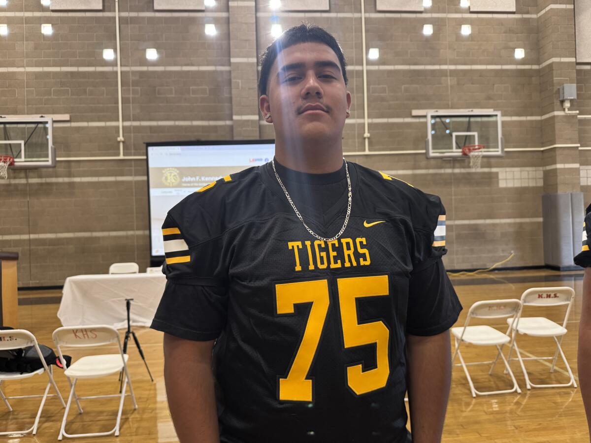 San Fernando 6-4, 290-pound junior Paul Villegas.