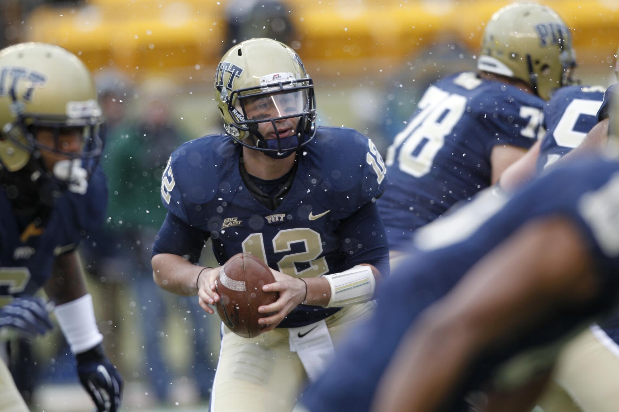 Pittsburgh quarterback Tino Sunseri plays against Rutgers in November 2012.