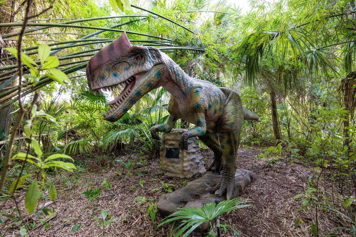 Jurassic Park in L.A.? Robot dinosaurs will soon invade this botanic garden