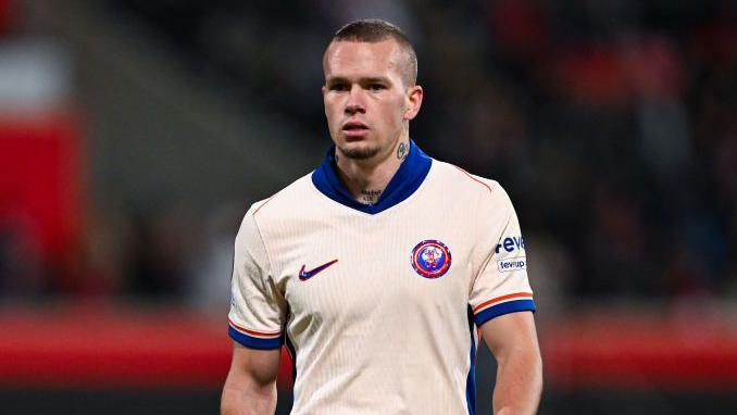 Mykhailo Mudryk looks on while playing for Chelsea against Heidenheim in the league phase of the Europa Conference League