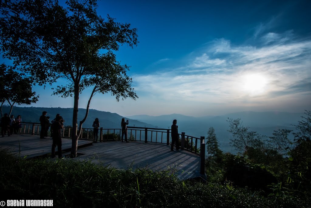 ผาเก็บตะวัน ผาเก็บตะวัน