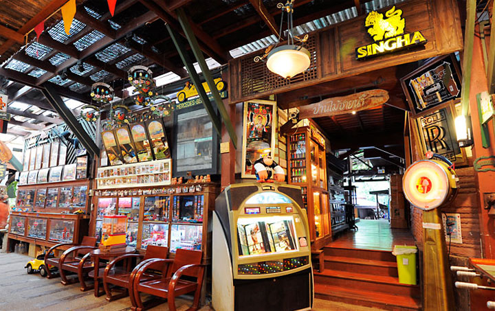 บ้านไม้ชายน้ำ บ้านไม้ชายน้ำ