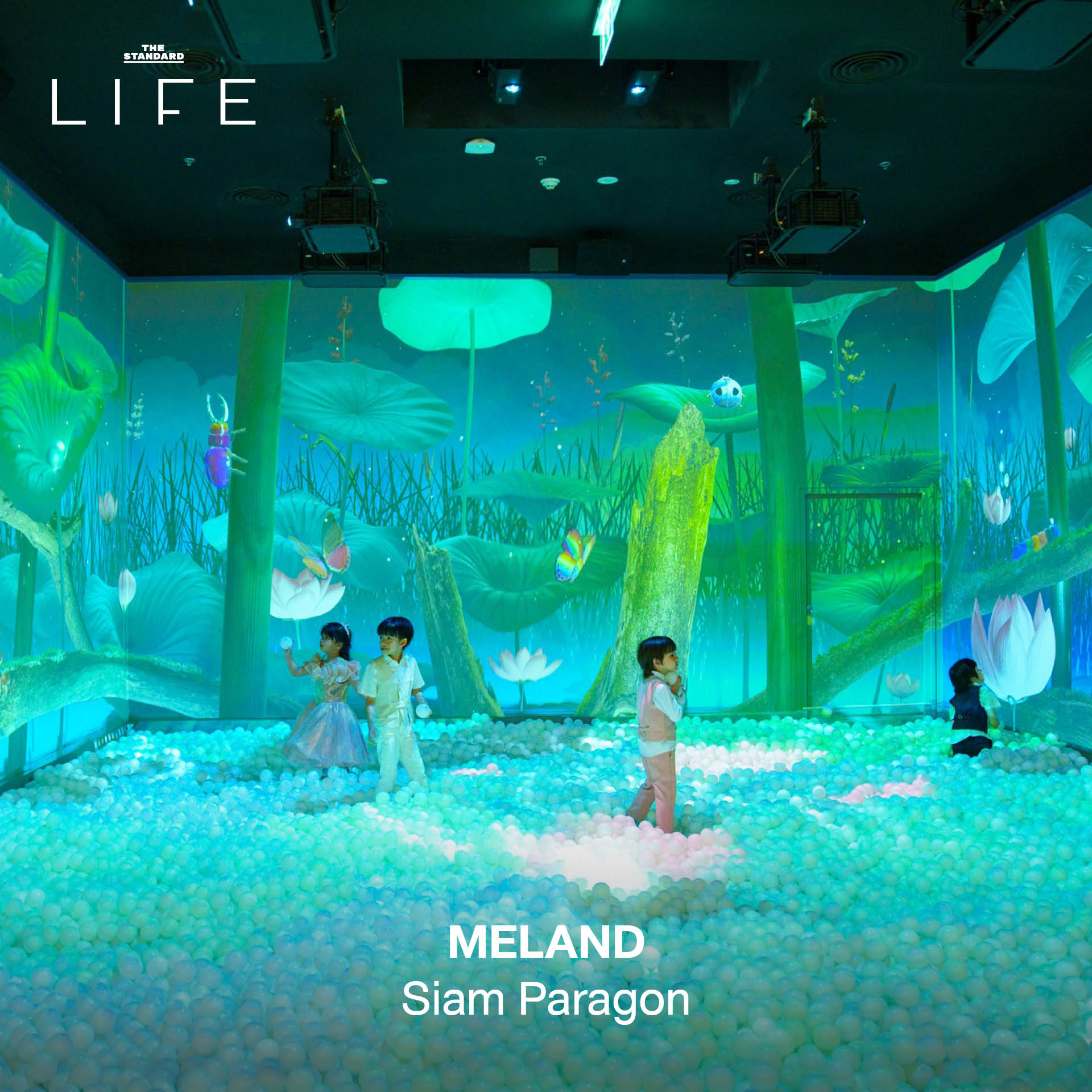 ครอบครัวกำลังเพลิดเพลินกับกิจกรรมหลากหลาย ณ สถานที่แฮงก์เอาต์สำหรับแม่และเด็ก 12