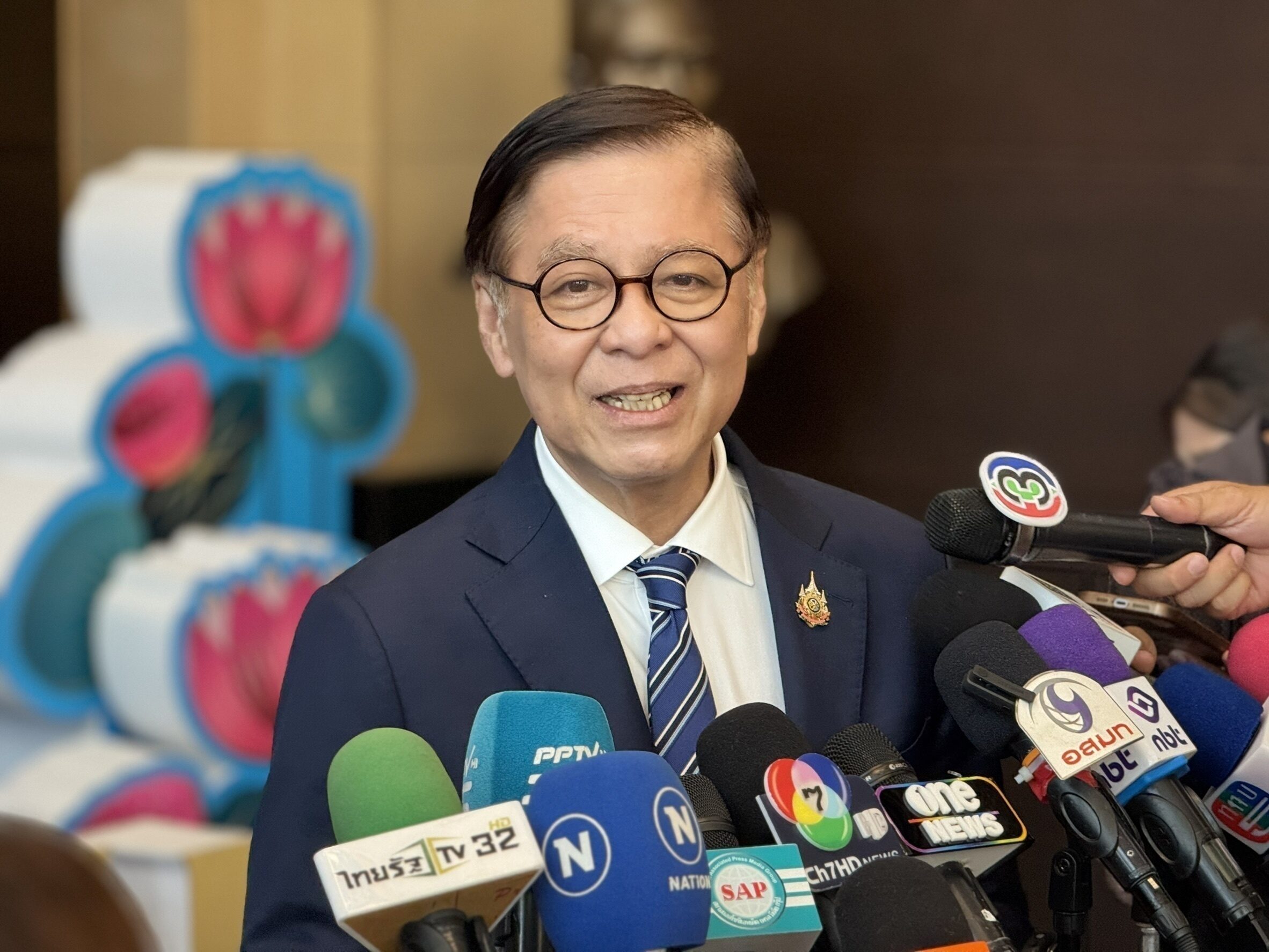 ลดเวลาฟรีวีซ่า