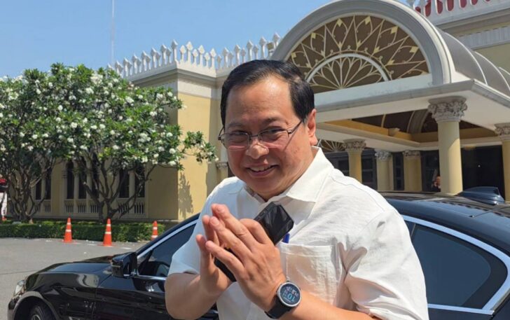 1529616 ปกรณ์ ปัดตอบนั่งมือกฎหมายรัฐบาล ชี้ยังไม่ต้องแก้ กม.พลังงาน แก้วิกฤต