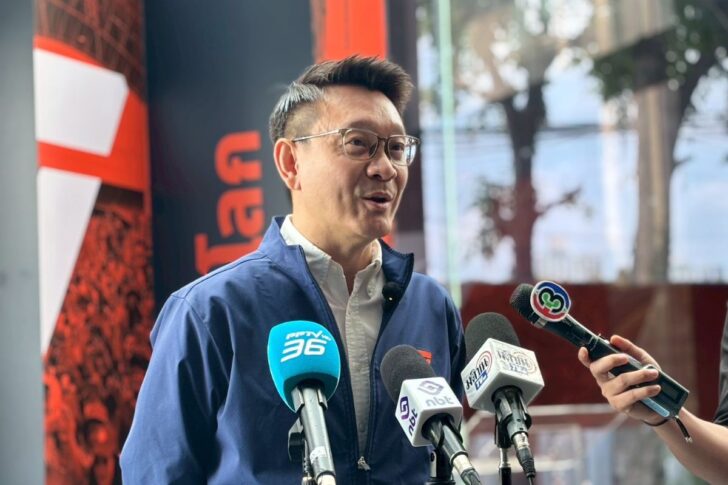 วีระยุทธ กาญจน์ชูฉัตร