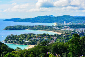 ภูเก็ตบูมลงทุนอสังหาฯข้ามปี บิ๊กเนม-ทุนท้องถิ่นแข่งชิงดำ