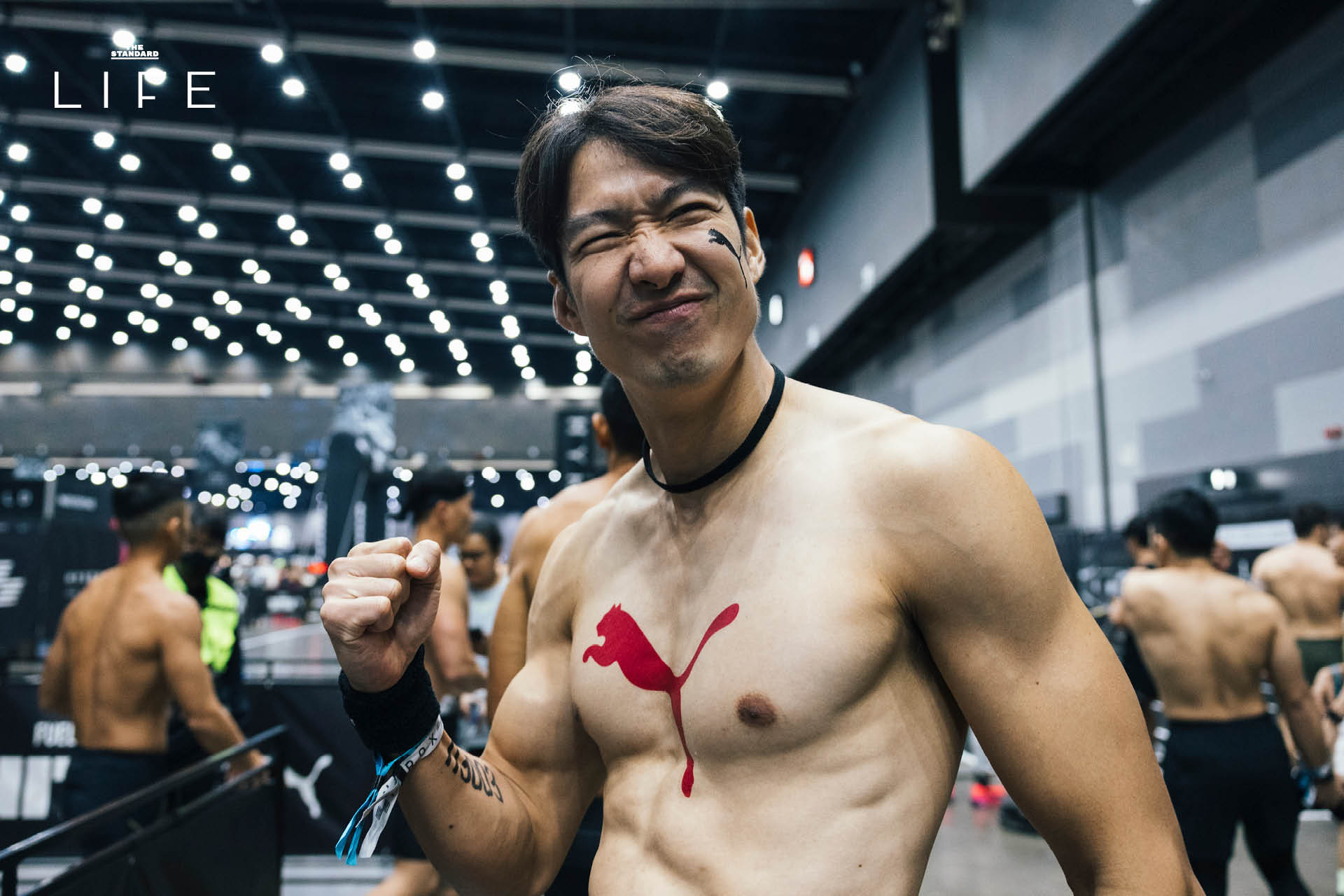 ภาพบรรยากาศนักแสดงและอินฟลูเอนเซอร์ชื่อดังร่วมการแข่งขัน Men Doubles สุดเข้มข้น ในงาน BYD HYROX Bangkok 2026 ณ ไบเทค บางนา 8