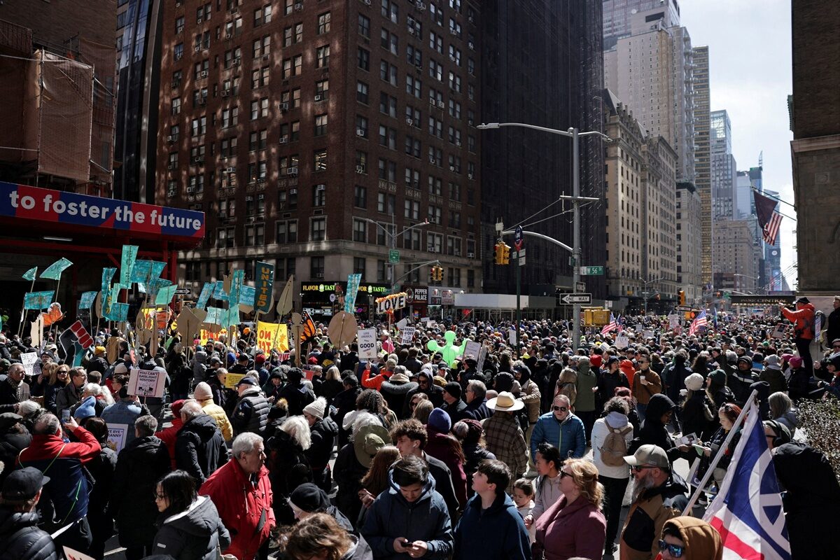 มะกันประท้วง No Kings ต้านทรัมป์ ทำเนียบขาวเย้ย พวกเกลียดจนขาดเหตุผล