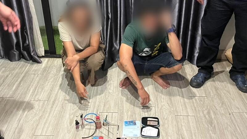 รวบ 2 นายหน้า จัดหาบัญชีรับโอนเงินให้นายทุนจีน กักตัวเจ้าของบัญชีวนถอนเงิน