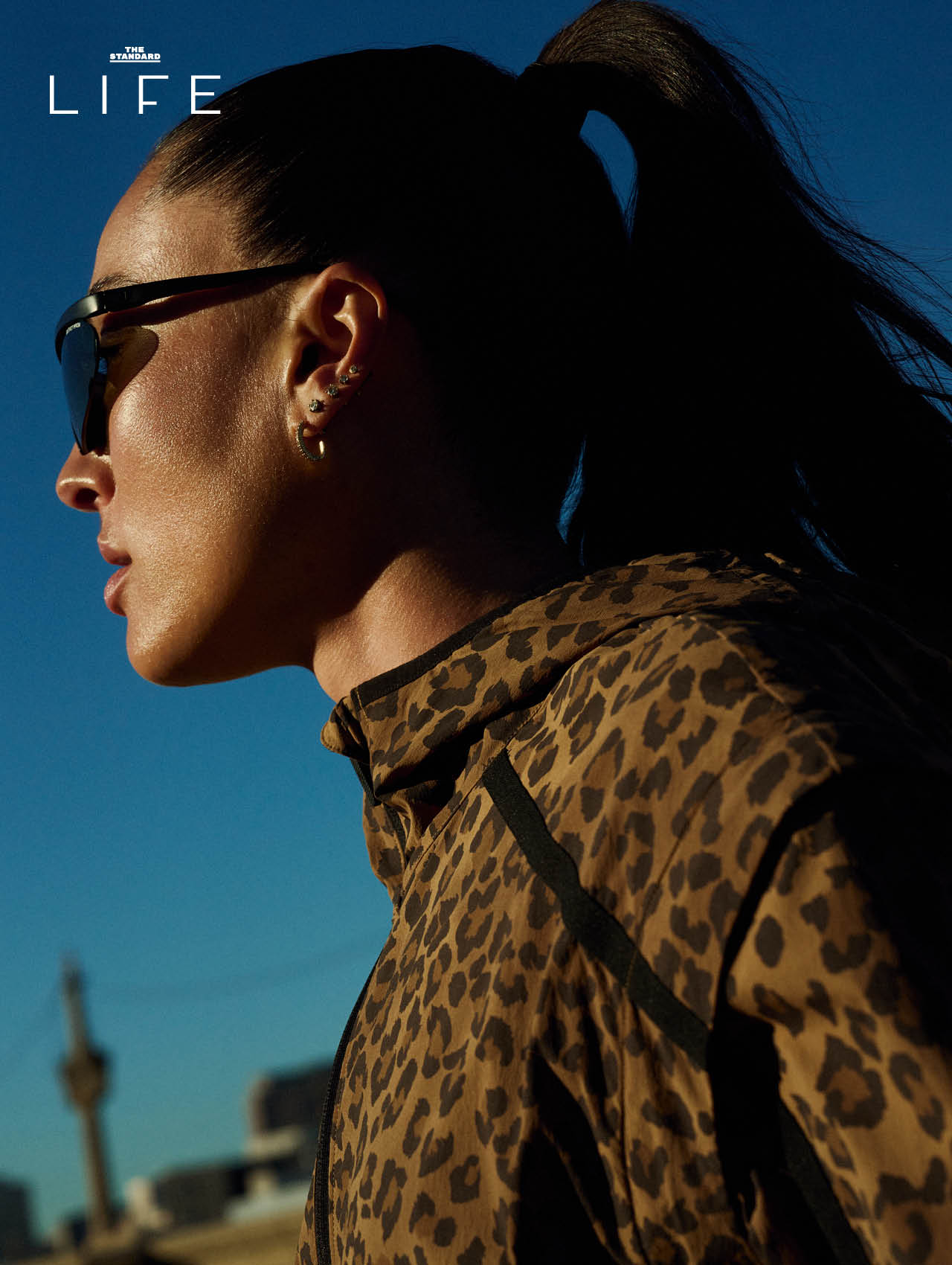 ภาพบรรยากาศร้าน lululemon สาขา Central Park ที่เน้นการตกแต่งแบบ Rustic และพื้นที่ทำกิจกรรม 3