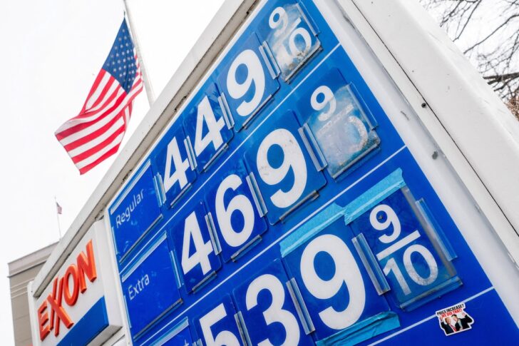 FILE PHOTO: Gas Prices in Washington D.C.
