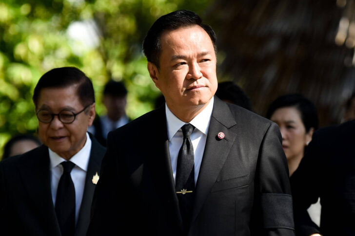 อนุทิน เร่งเข้าสู่อำนาจ แก้วิกฤตน้ำมัน ก่อนวิกฤตการเมือง