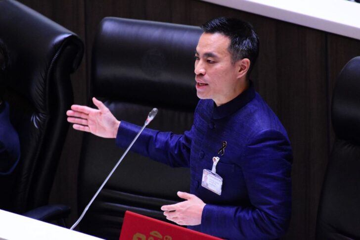 เอกนัฏ พร้อมพันธุ์ เอกนัฏ พร้อมพันธุ์