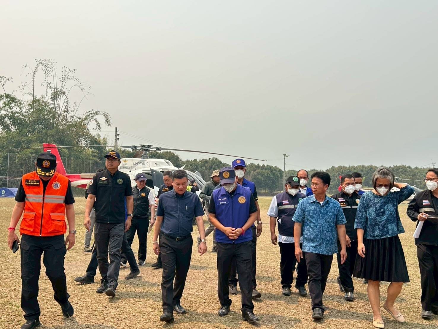 ปลัดมท. ลงพื้นที่ดอยเต่า ขึ้นฮ.ตรวจไฟป่า ลั่นห้ามมีจุดความร้อนเพิ่ม