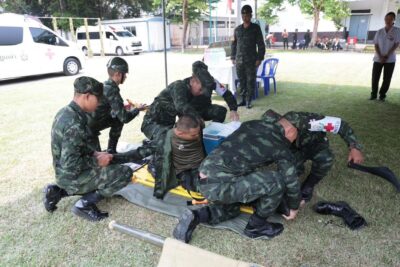 ผบ.ทบ.ลงพื้นที่ตรวจหน่วยฝึกทหารใหม่ ย้ำมาตรฐานการฝึก ควบคู่การดูแลสุขภาพรอบด้าน