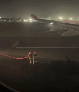 ผู้โดยสารสวิสแอร์ระทึก เครื่องยนต์ขัดข้องจนไฟลุกไหม้ เร่งอพยพ บาดเจ็บ 6 คน