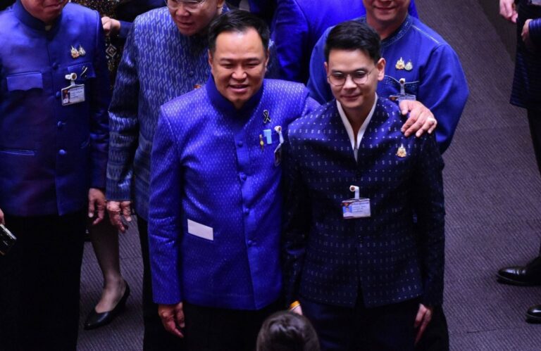 โฆษกภูมิใจไทยเผย ‘อนุทิน-ไชยชนก’ เห็นพ้องไม่ส่งชิง “ผู้ว่าฯ กทม.”