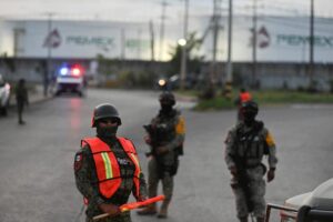 ไหม้อีกแล้ว! โรงกลั่นน้ำมันขนาดใหญ่ของเม็กซิโกเกิดไฟไหม้ซ้ำในรอบไม่ถึงเดือน