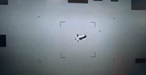 เพนตากอน เปิดแฟ้มลับ UFO ครั้งแรกรอบ 50 ปี บันทึกใน-นอกโลก เอ่ยถึงแสงไฟวาบ วัตถุลอยได้