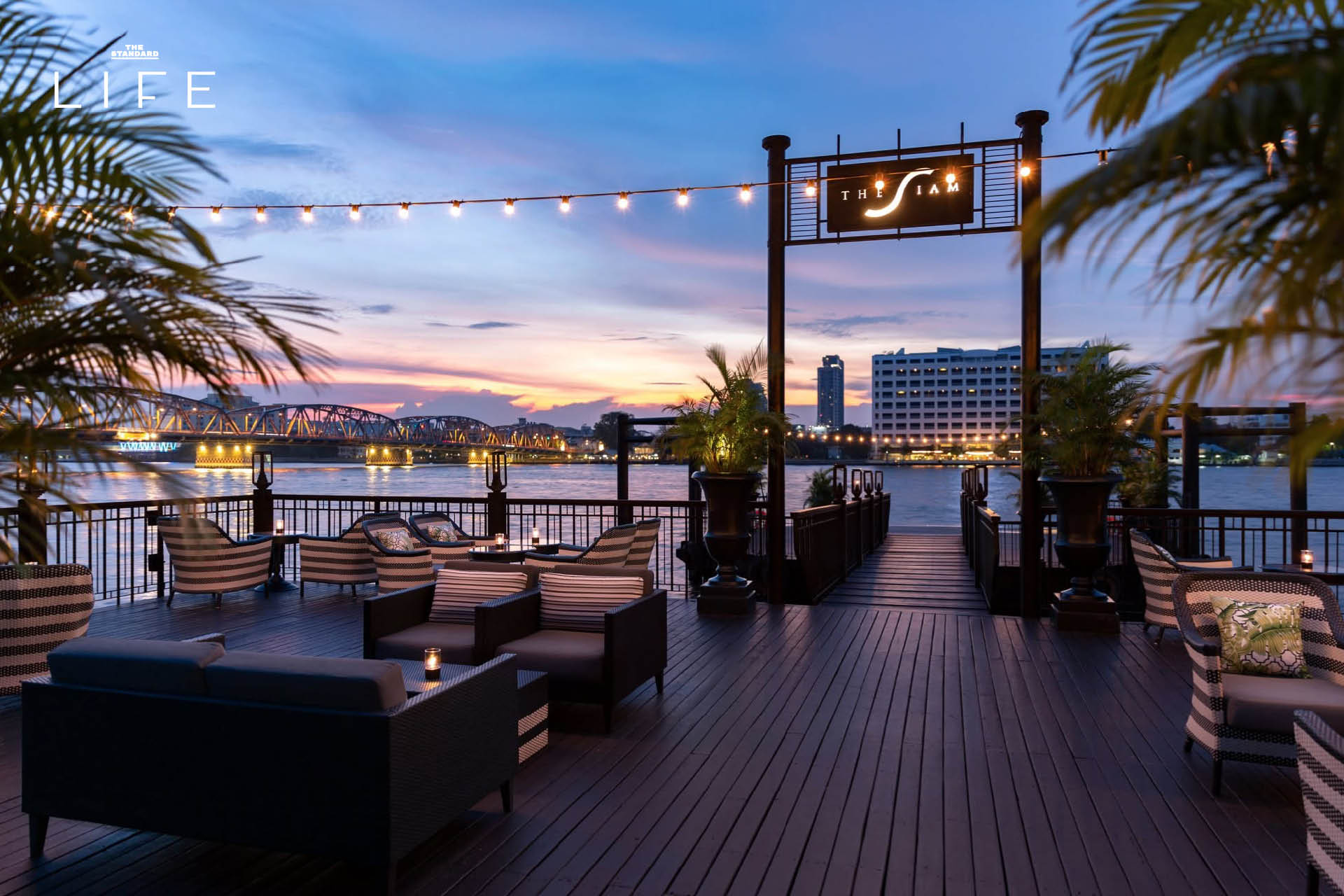 12 Terrace Bar & Restaurant ทั่วกรุงเทพฯ ชวนทิ้งตัวรับลมในวันอากาศดี